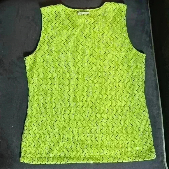Vintage DKNY Women's Green Sleeveless Blouse - Picture 6 of 6
